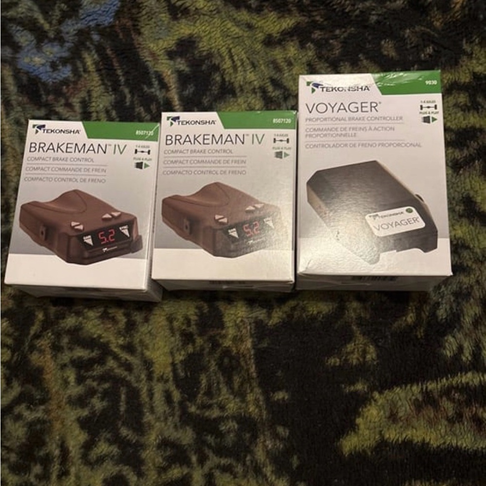 Brakeman IV and Voyager Brake Controllers - Black